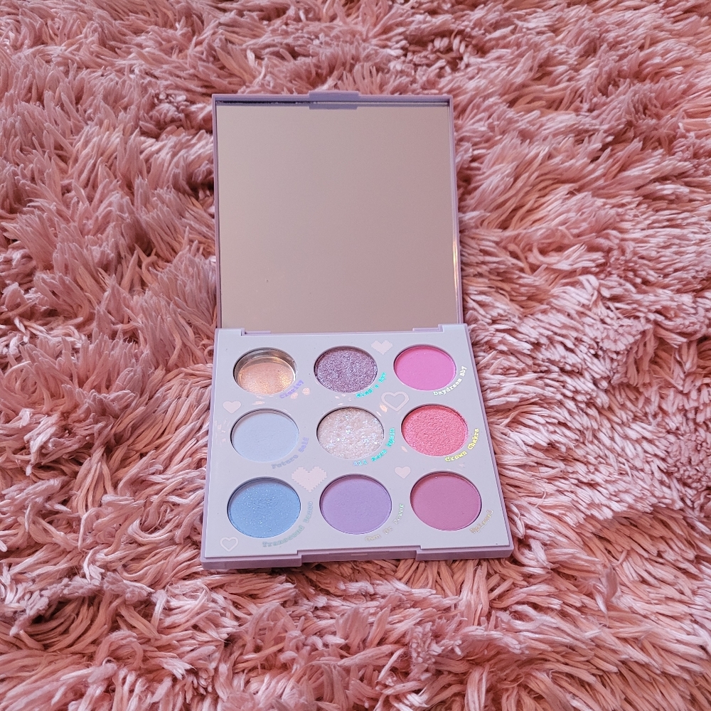In A Trance Colourpop Eyeshadow Palatte